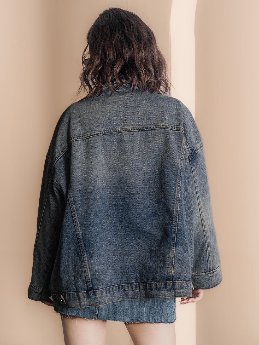 Donna Denim Oversized Embellished Jacket