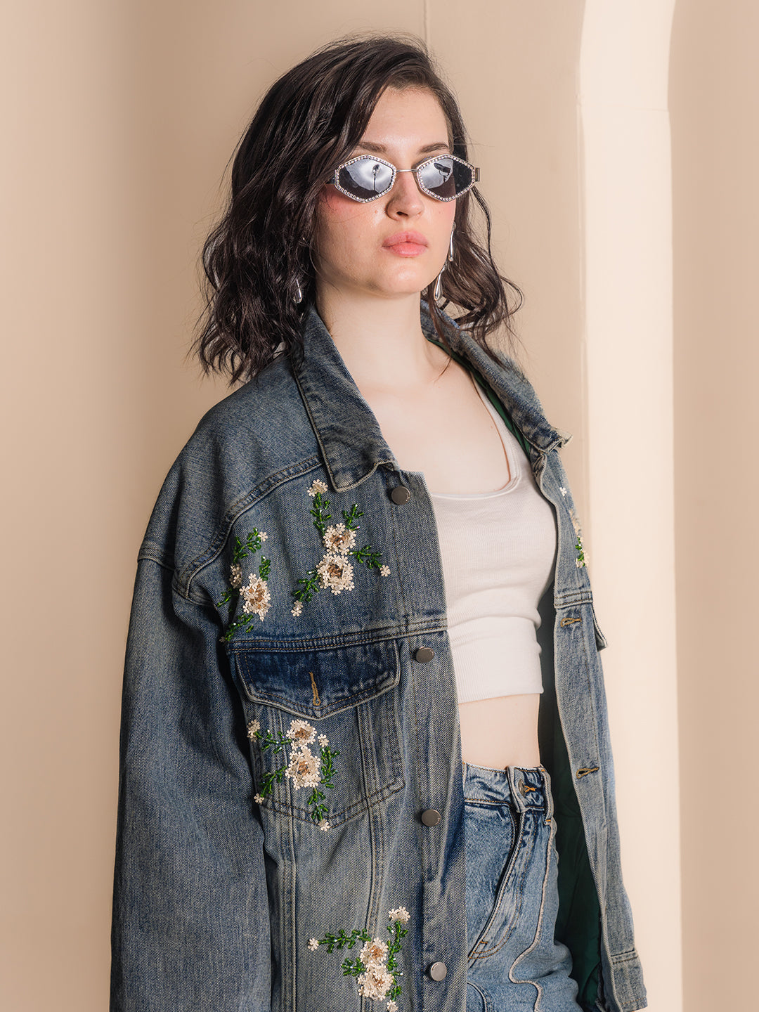 Donna Denim Oversized Embellished Jacket